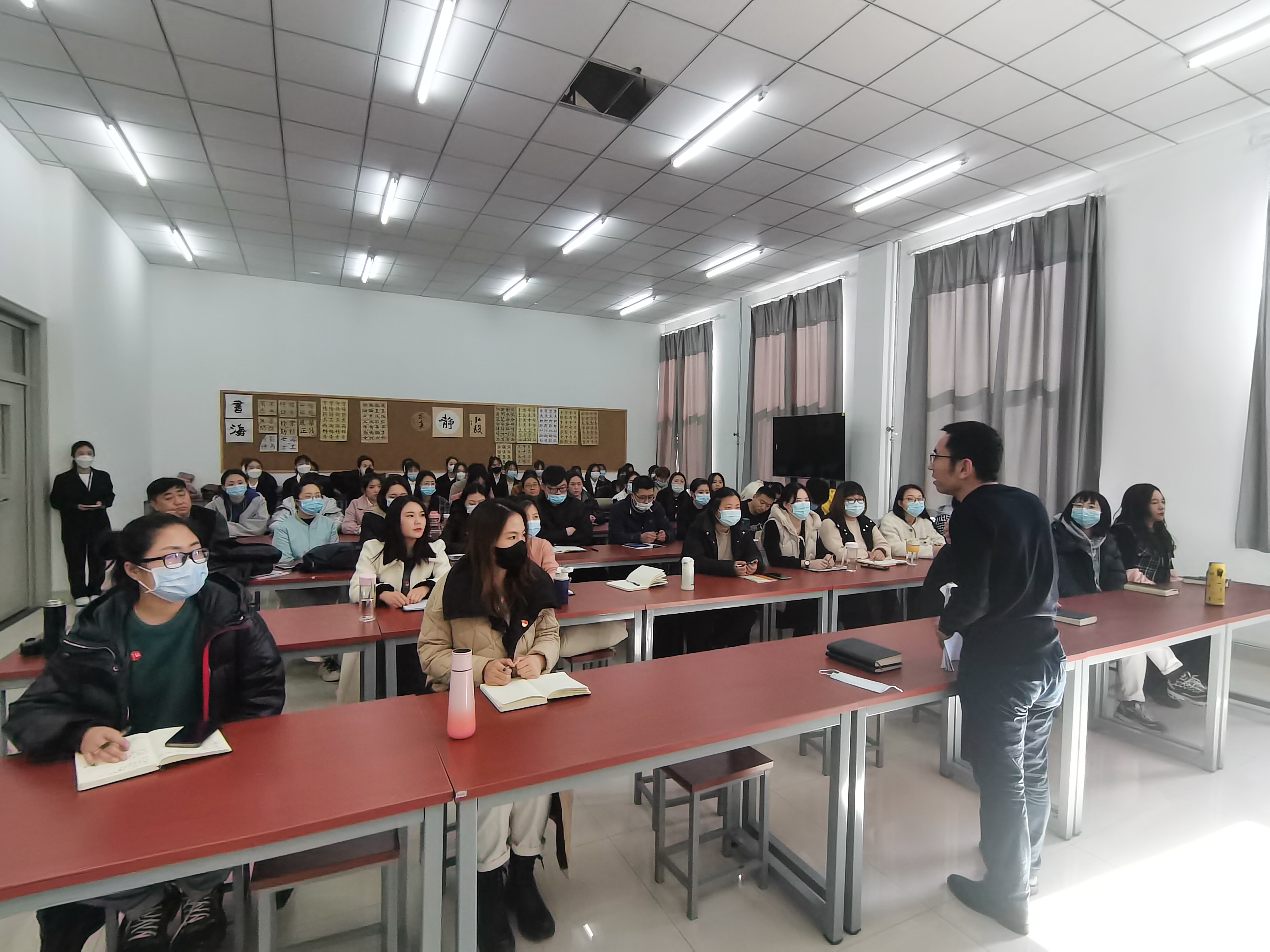 学前教育系.jpg