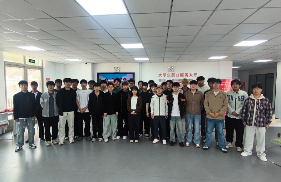 凝心聚力共奋进 团结协作筑初心